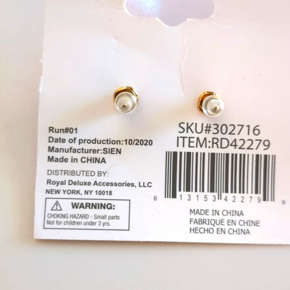 Rhinestone earrings - Picture 2 of 2